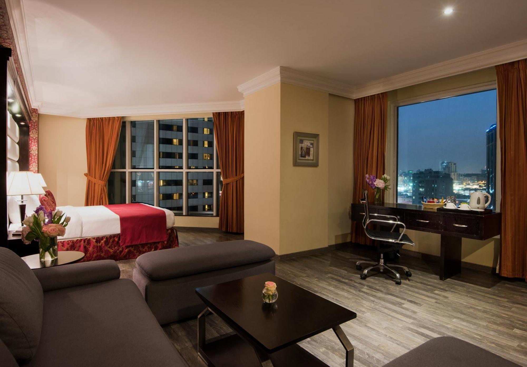 Deluxe Zimmer mit Kingsize-Bett